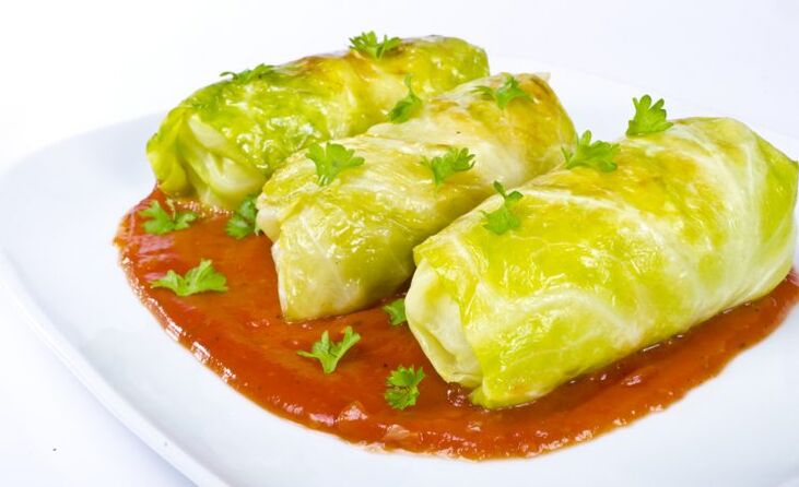 With gout, a tasty dish would be a pike perch roll with cottage cheese in Chinese cabbage